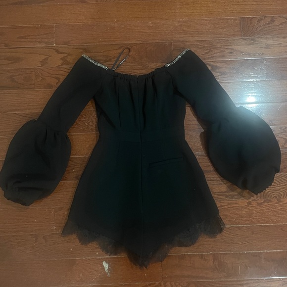 Self-Portrait Black Crepe Puff-sleeve Playsuit - Picture 5 of 10